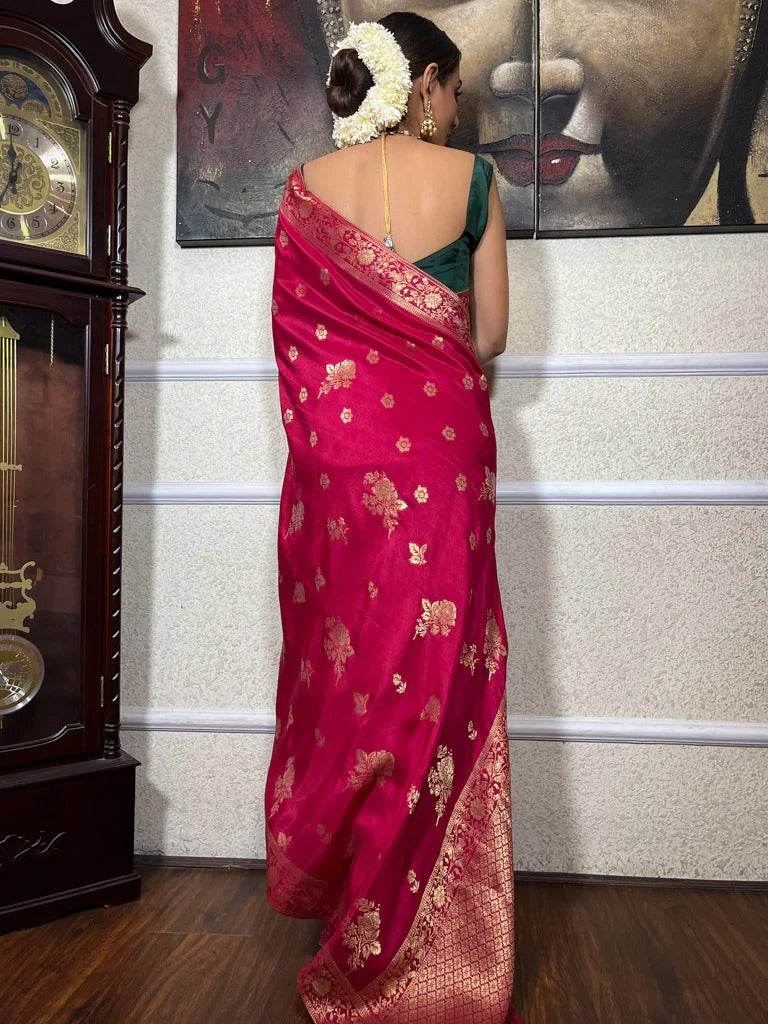 Adorning Pink Soft Silk Saree With Blooming Blouse Piece