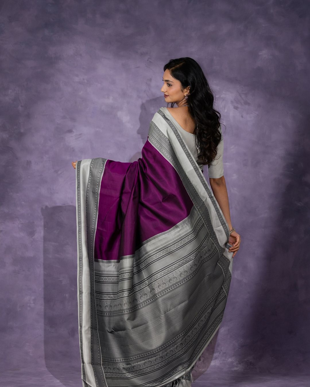 Incredible Purple Soft Silk Saree With Mesmerising Blouse Piece