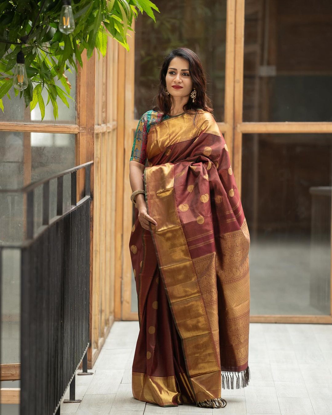 Adorable Brown Soft Silk Saree With Bewitching Blouse Piece