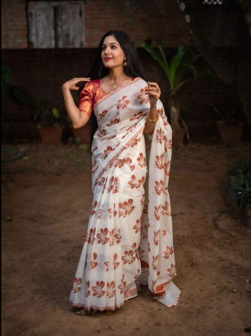 Pleasant White Soft Silk Saree With Refreshing Blouse Piece