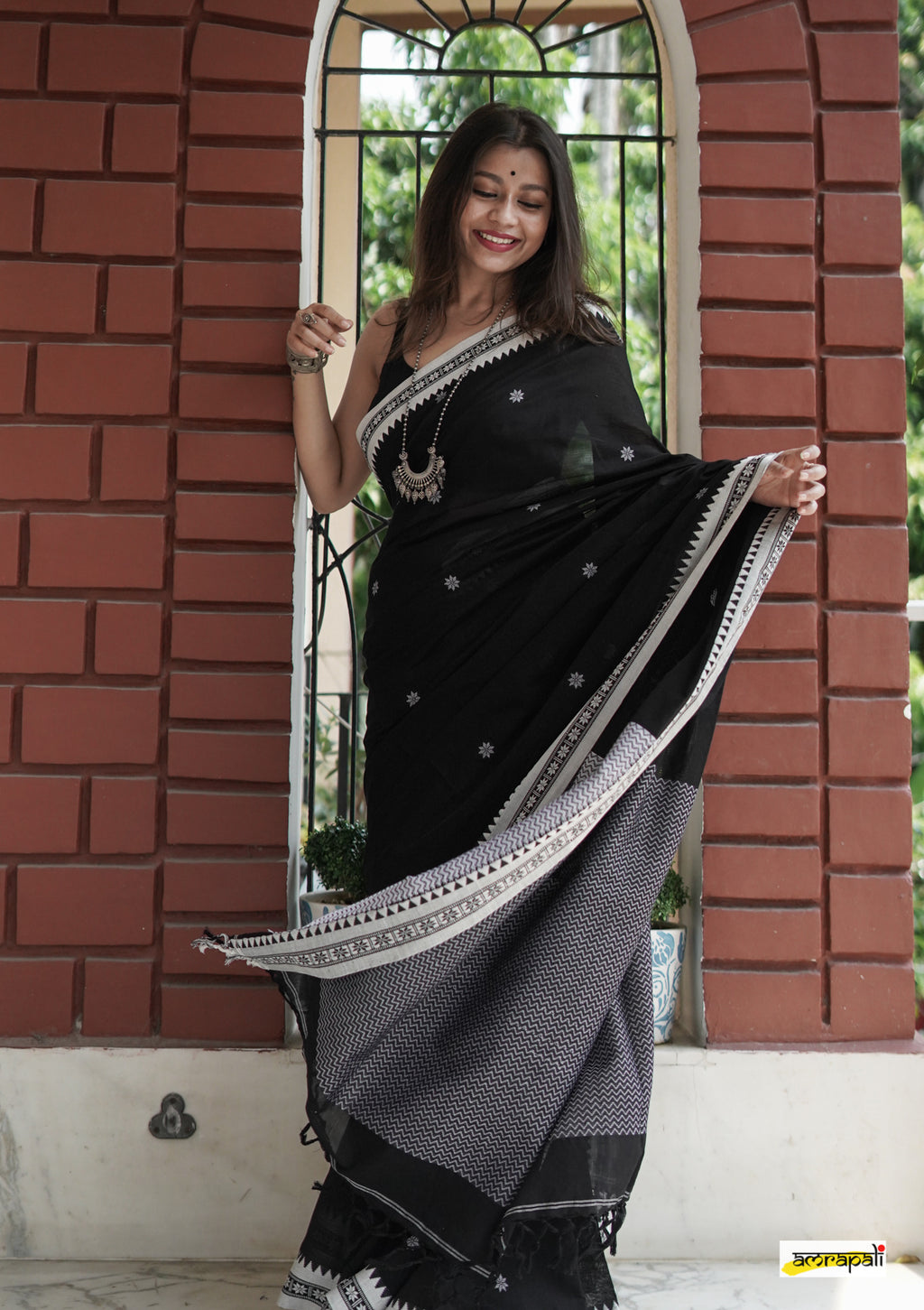 Precious Black Cotton Silk Saree With Supernal Blouse Piece