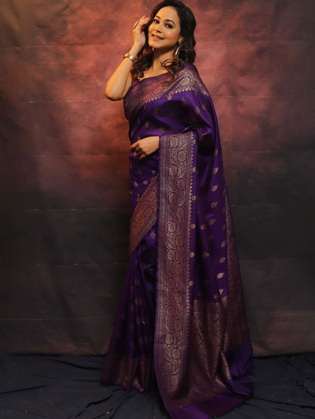 Susurrous Purple Soft Silk Saree With Smashing Blouse Piece