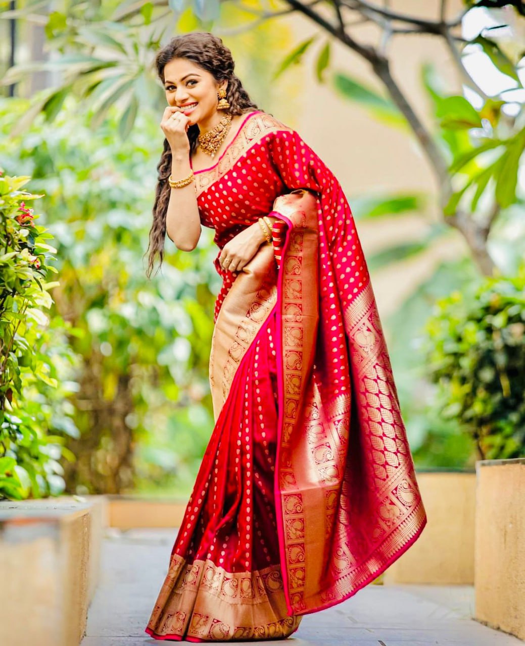 Magnetic Red Soft Silk Saree With Palimpsest Blouse Piece
