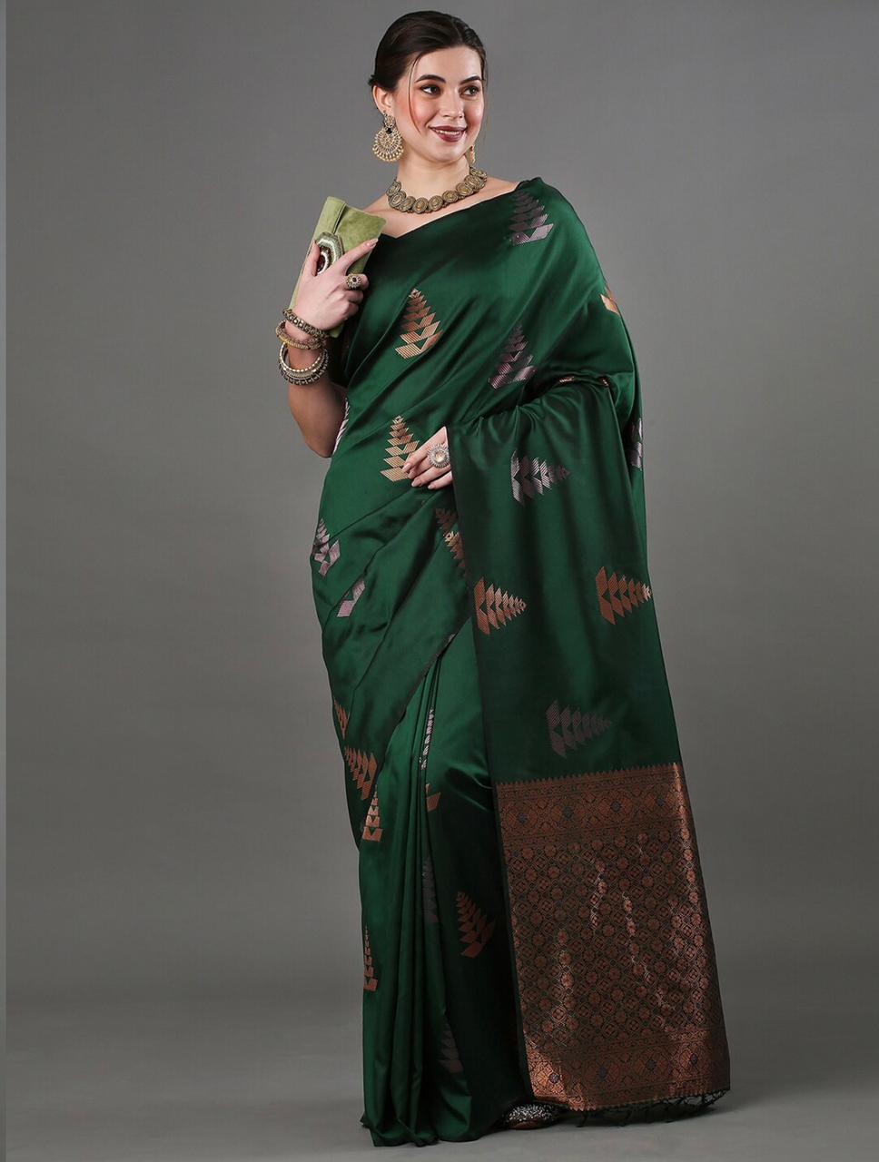 Lagniappe Green Soft Silk Saree With Magnetic Blouse Piece