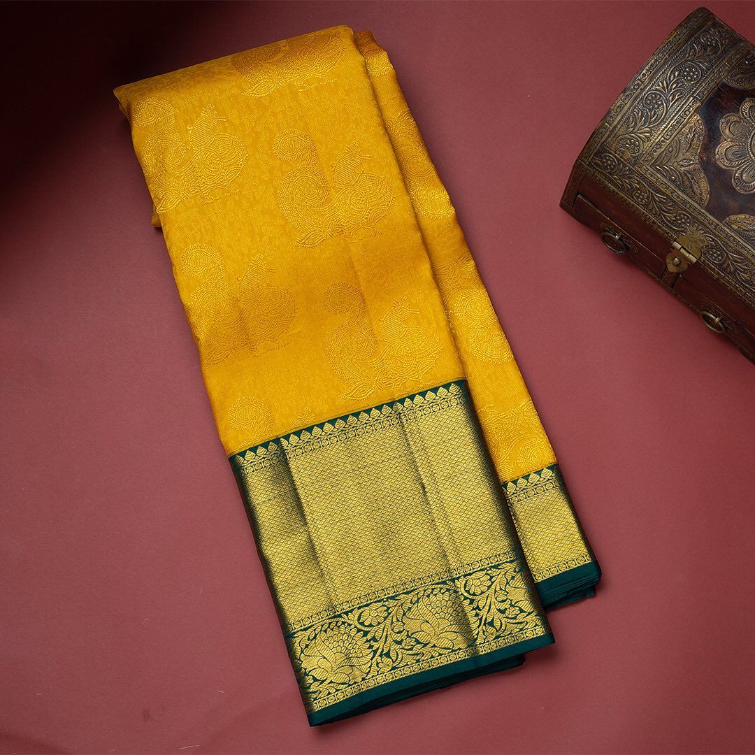 Skinny Yellow Soft Banarasi Silk Saree With Confounding Blouse Piece