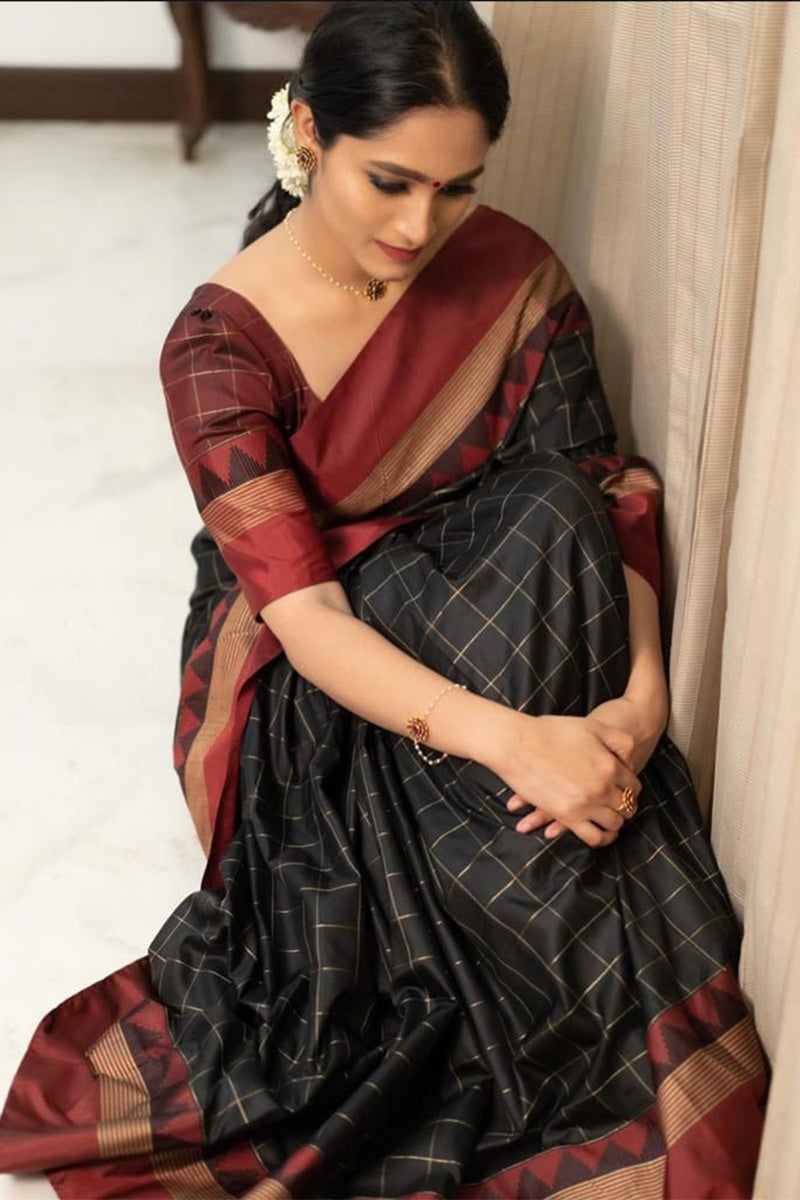 Surreptitious Black Soft Silk Saree With Evocative Blouse Piece