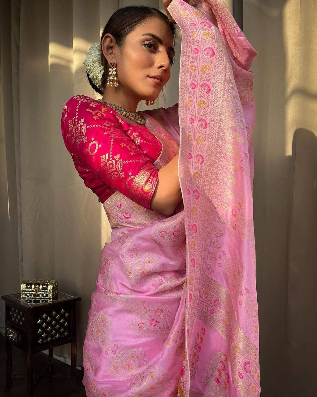 Admirable Baby Pink Soft Silk Saree With Effervescent Blouse Piece