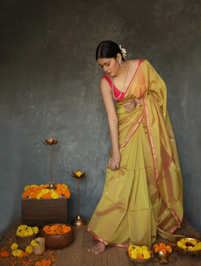 Outstanding Mustered Cotton Silk Saree With Impressive Blouse Piece