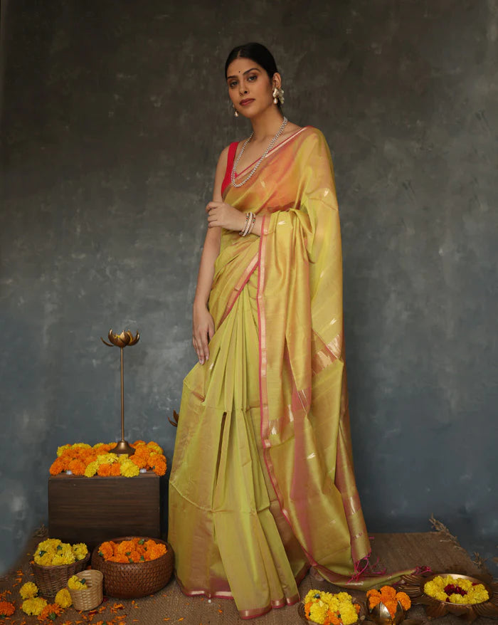 Outstanding Mustered Cotton Silk Saree With Impressive Blouse Piece