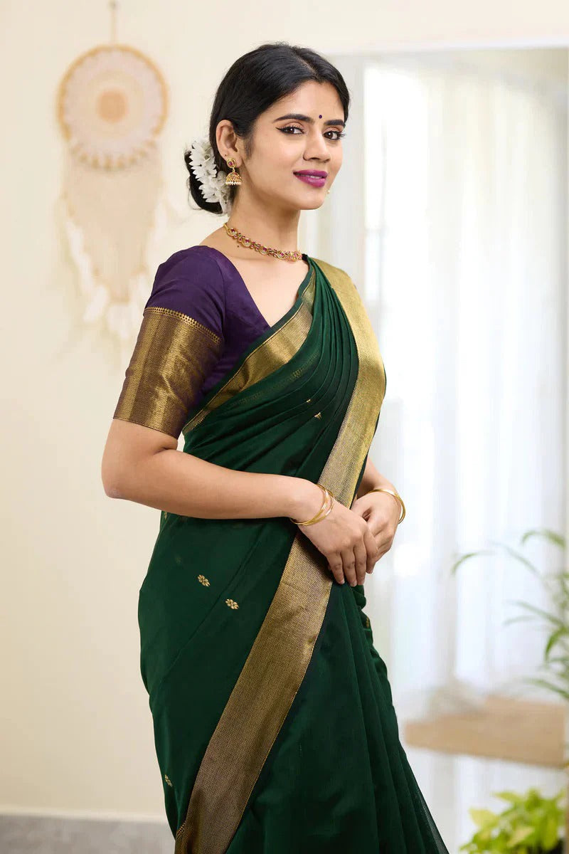 Adoring Dark Green Cotton Silk Saree With Blissful Blouse Piece