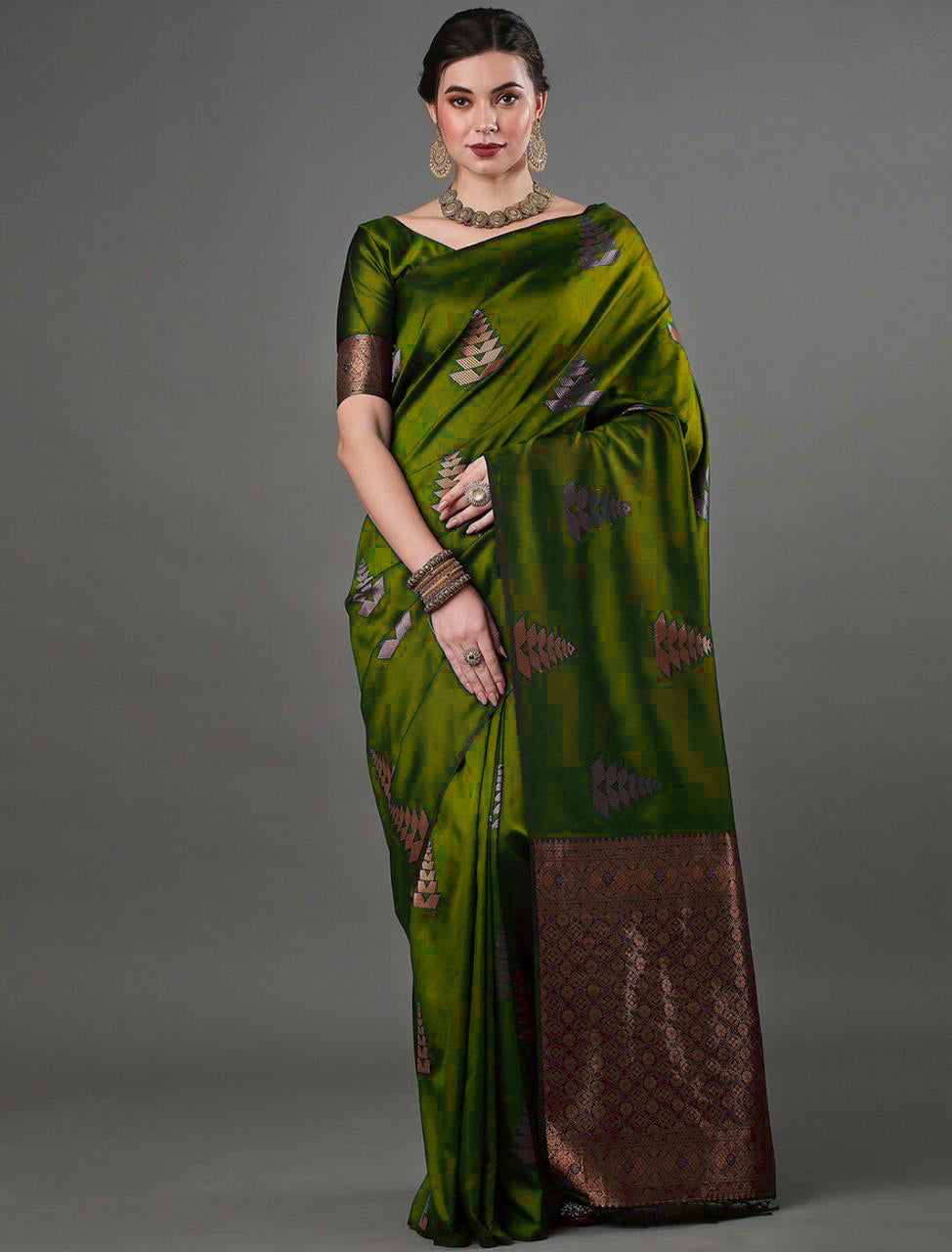 Palimpsest Mahendi Soft Silk Saree With Radiant Blouse Piece