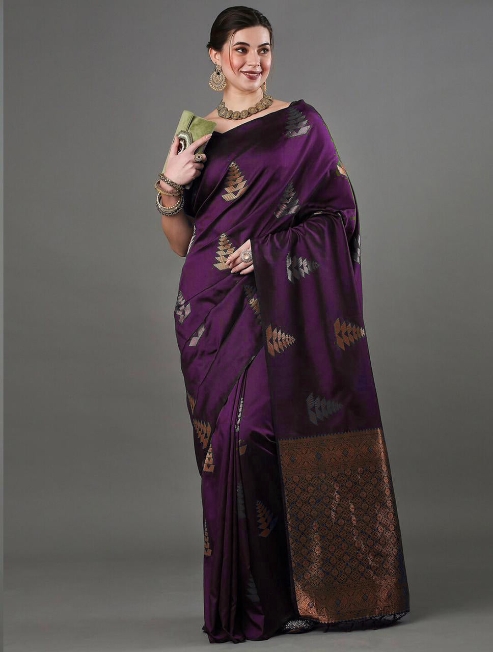 Scintilla Purple Soft Silk Saree With Tempting Blouse Piece