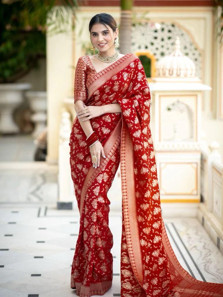 Staggering Red Soft Silk Saree With Diaphanous Blouse Piece