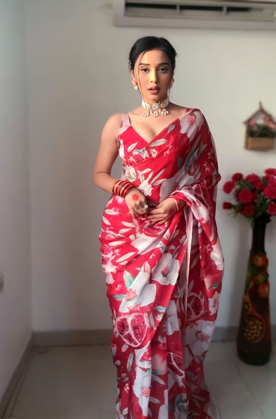 1 Minute Ready To Wear Red Color Floral Digital Printed Georgette Saree With Blouse Piece