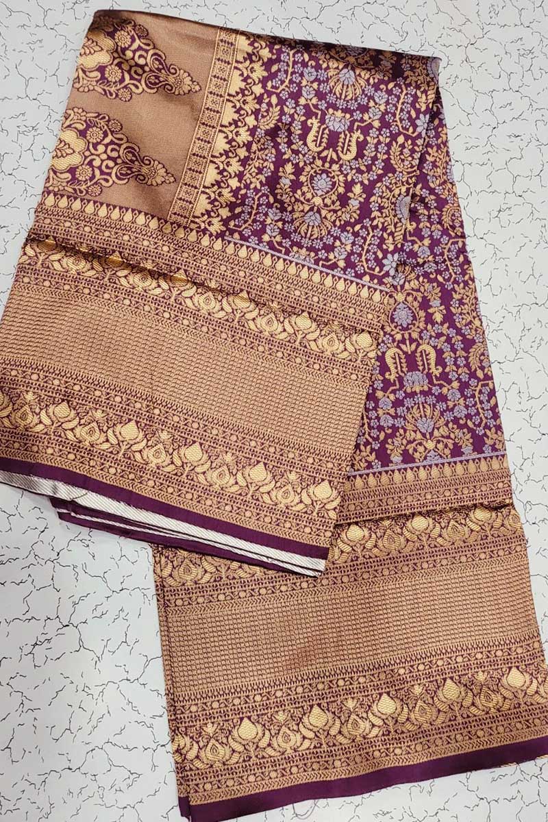 Capricious Wine Soft Silk Saree With Dalliance Blouse Piece