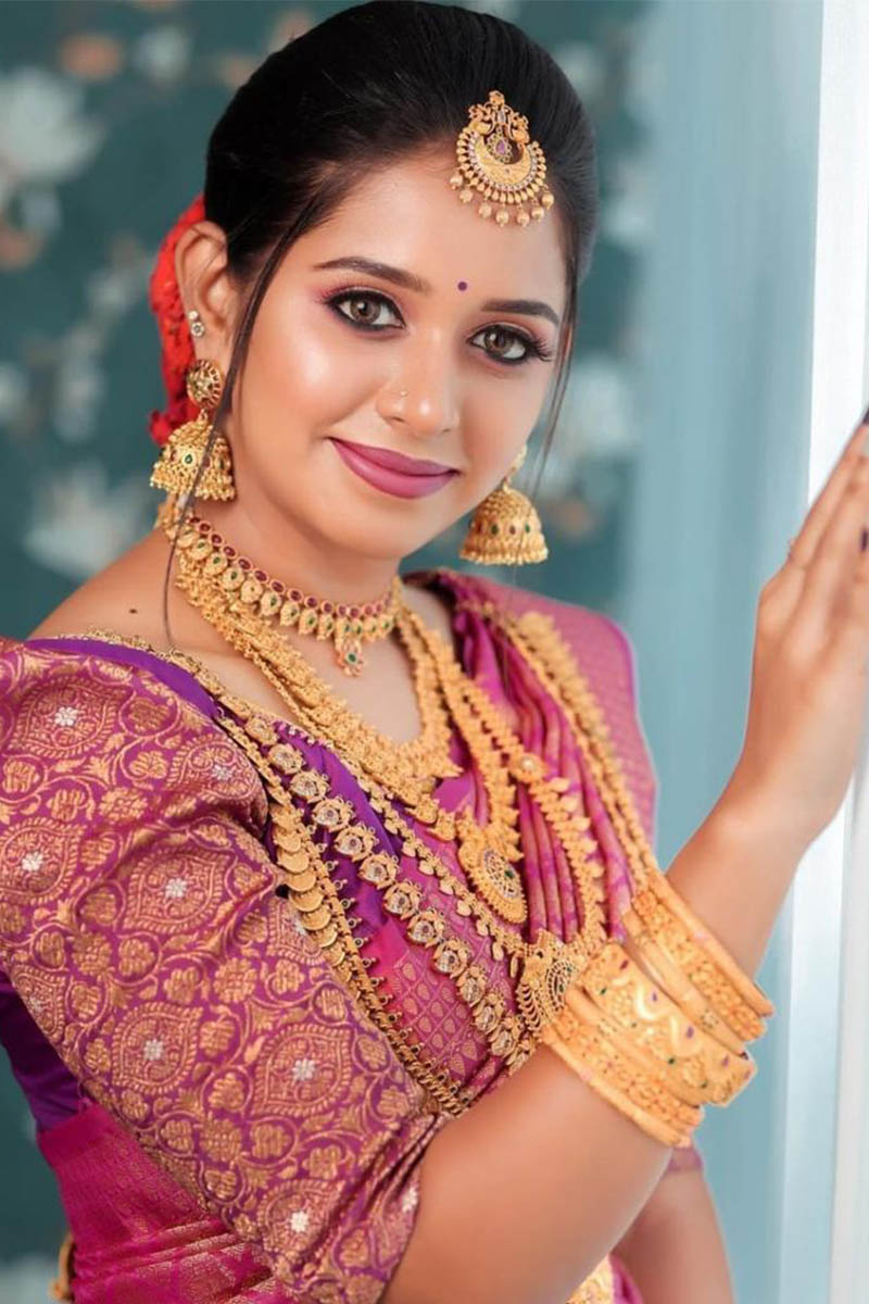 Desiring Dark Pink Soft Silk Saree With Engaging Blouse Piece