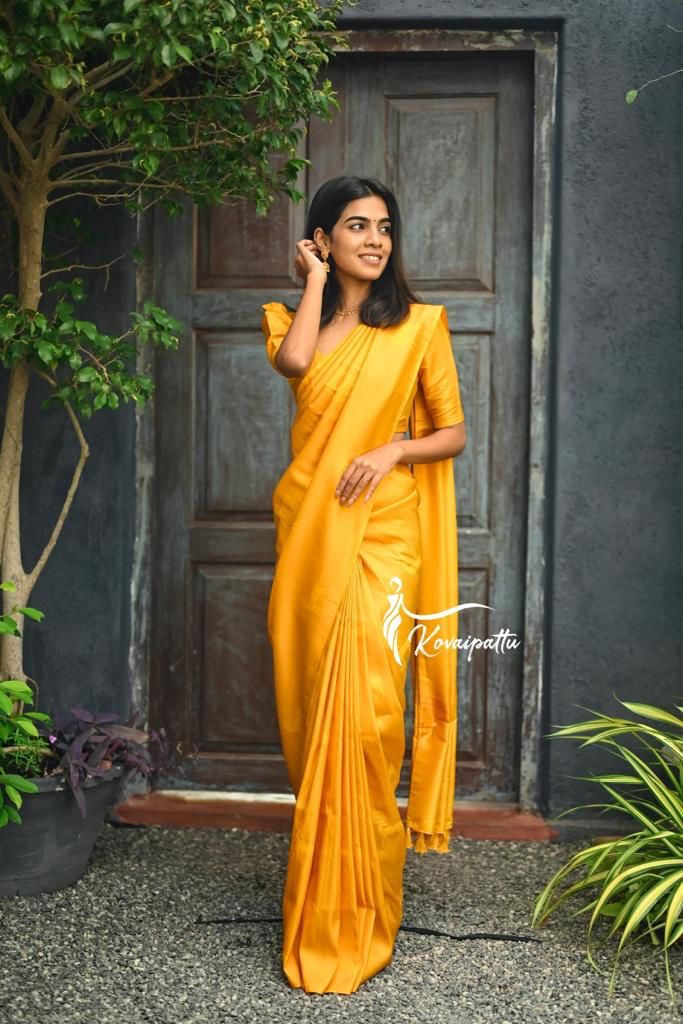 Glowing Yellow Color Soft Silk Saree With Blouse Piece