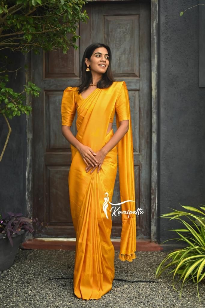 Glowing Yellow Color Soft Silk Saree With Blouse Piece