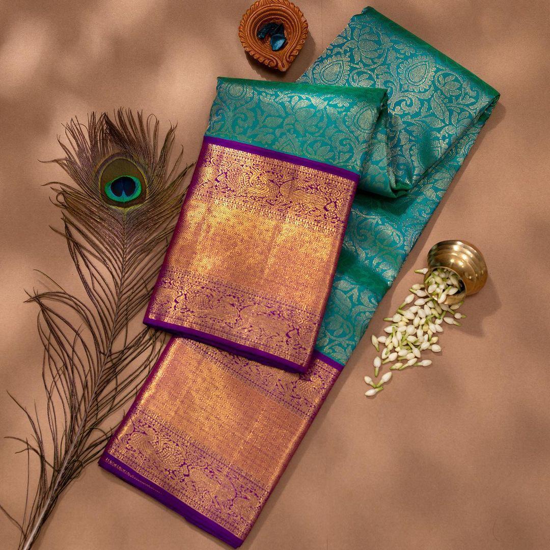 Inspiring Rama Soft Banarasi Silk Saree With Most Flattering Blouse Piece