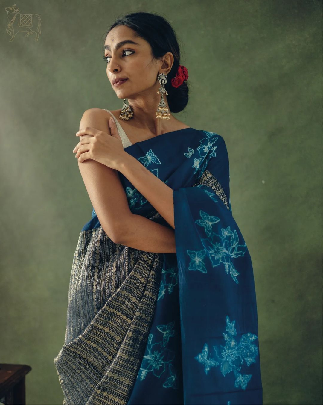 Outstanding Blue Soft Banarasi Silk Saree With Impressive Blouse Piece