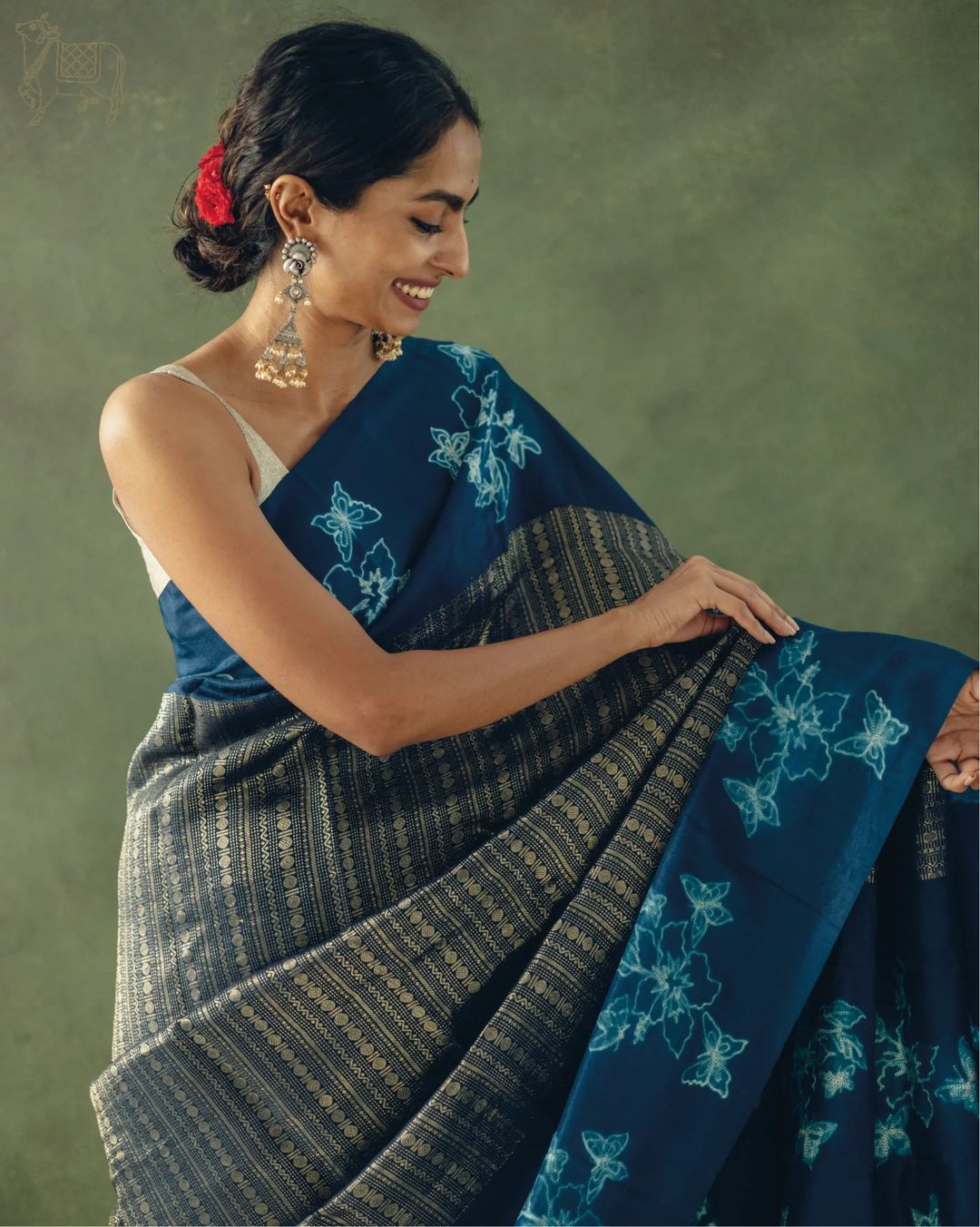 Outstanding Blue Soft Banarasi Silk Saree With Impressive Blouse Piece