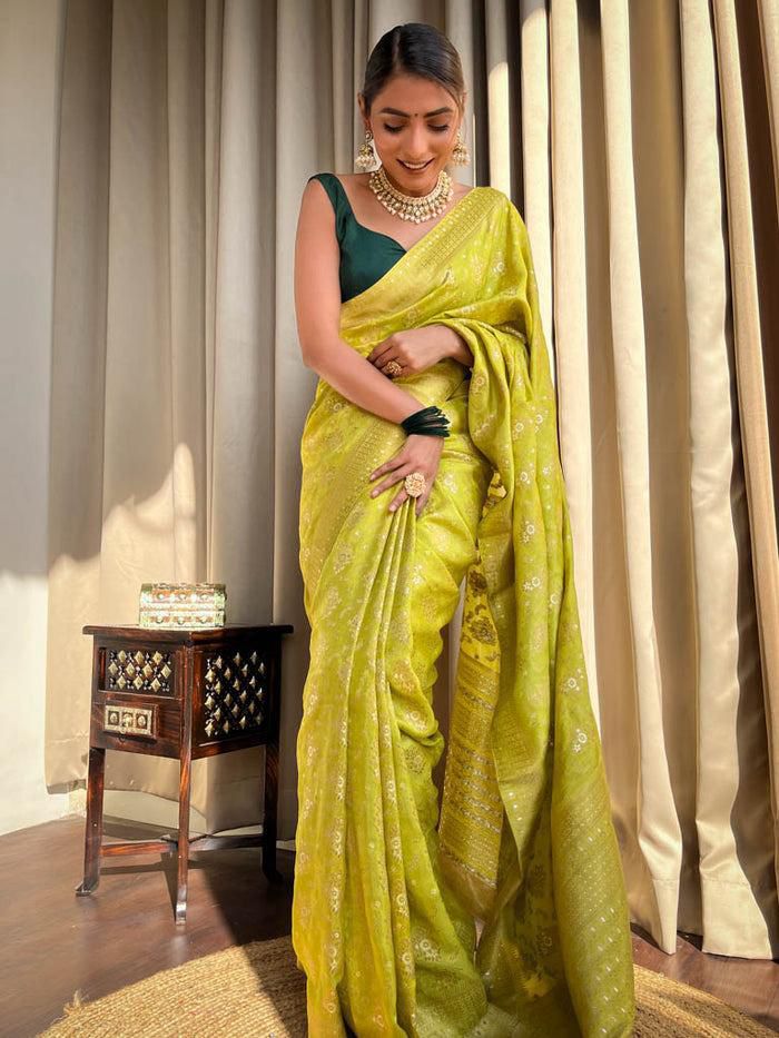 Stunner Yellow Soft Silk Saree With Devastating Blouse Piece