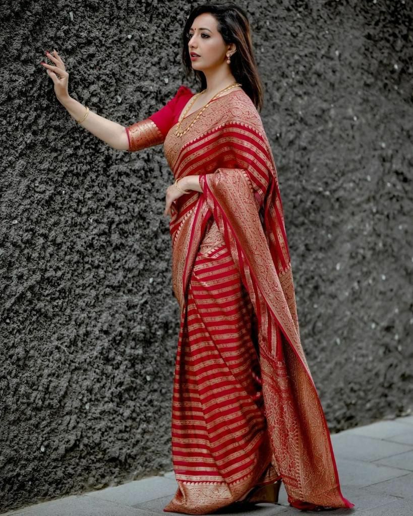 Intricate Red Color Soft Silk Saree With Blouse Piece