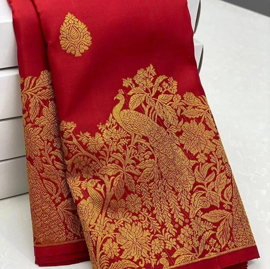 Extraordinary Red Color Soft Banarasi Silk Saree With Blouse Piece