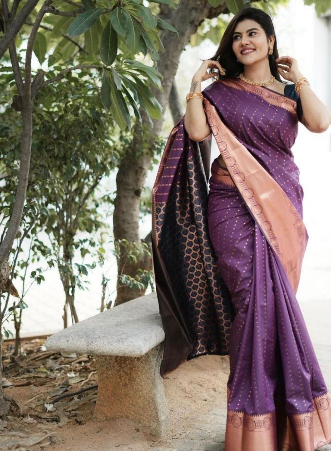 Susurrous Purple Color Soft Banarasi Silk Saree With Blouse Piece
