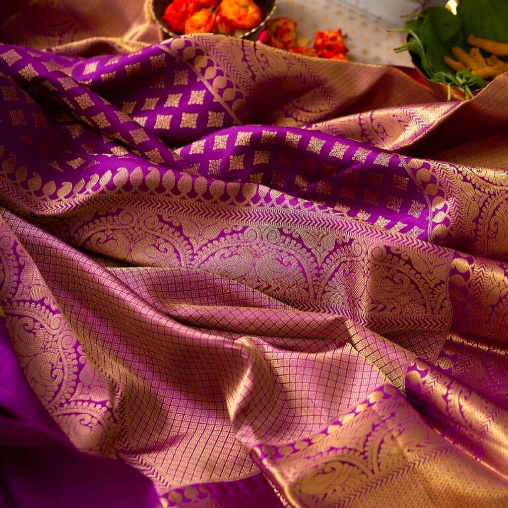 Lassitude Pink Color Soft Banarasi Silk Saree With Blouse Piece
