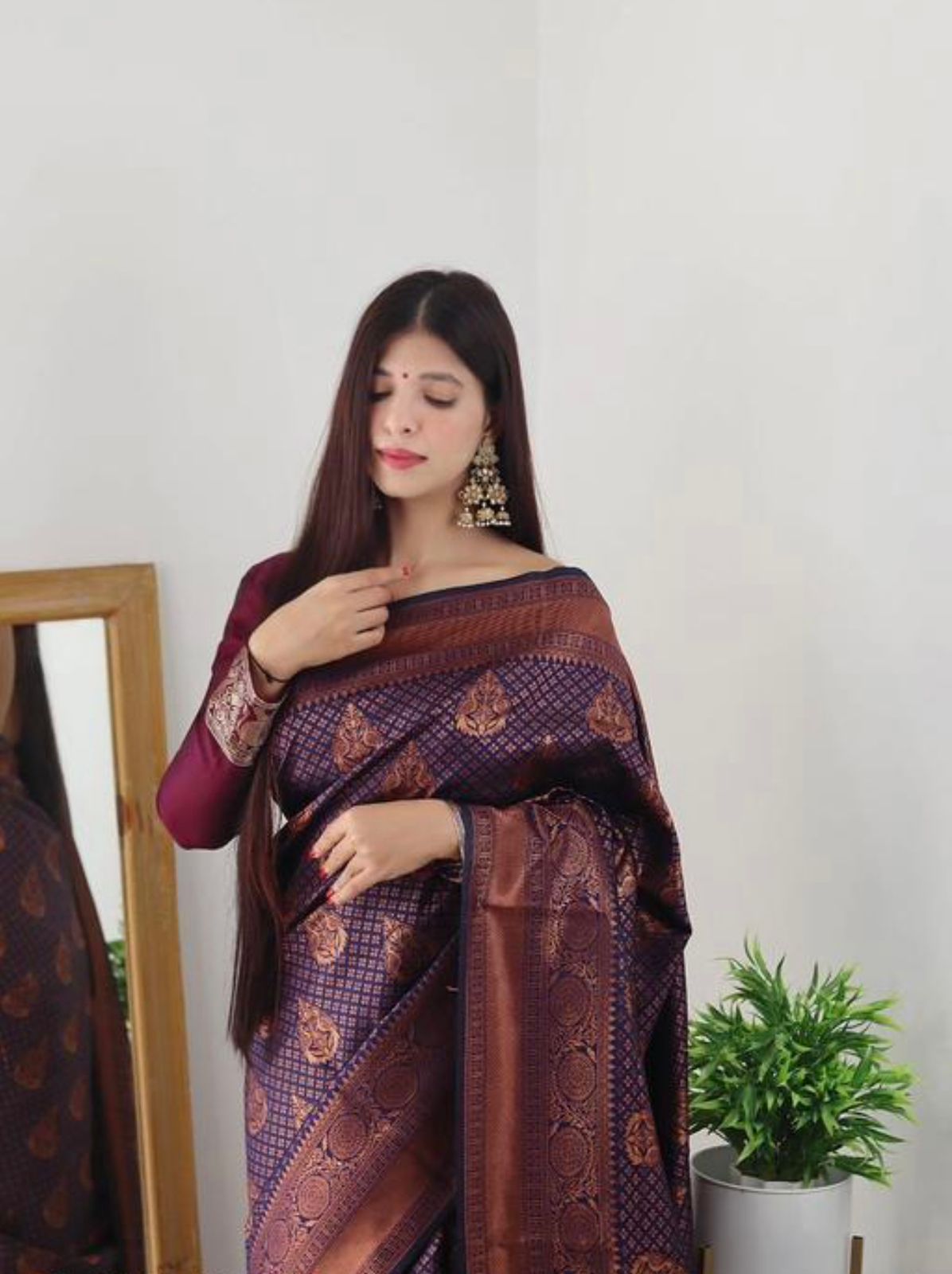 Entrancing Blue Soft Banarasi Silk Saree With Blouse Piece