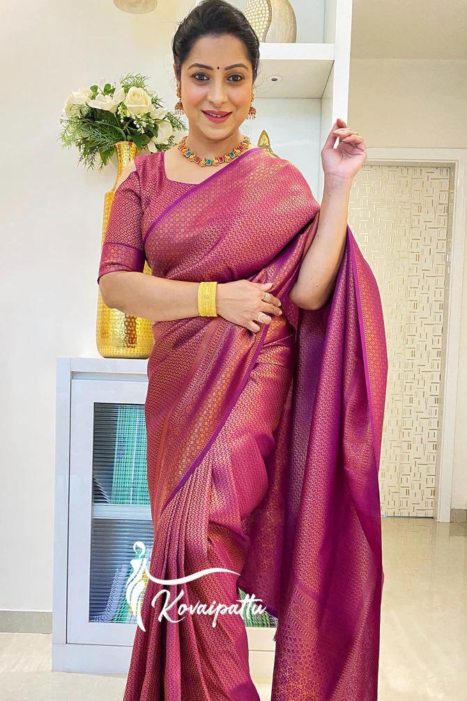 Glorious Pink Color Soft Banarasi Silk Saree With Blouse Piece