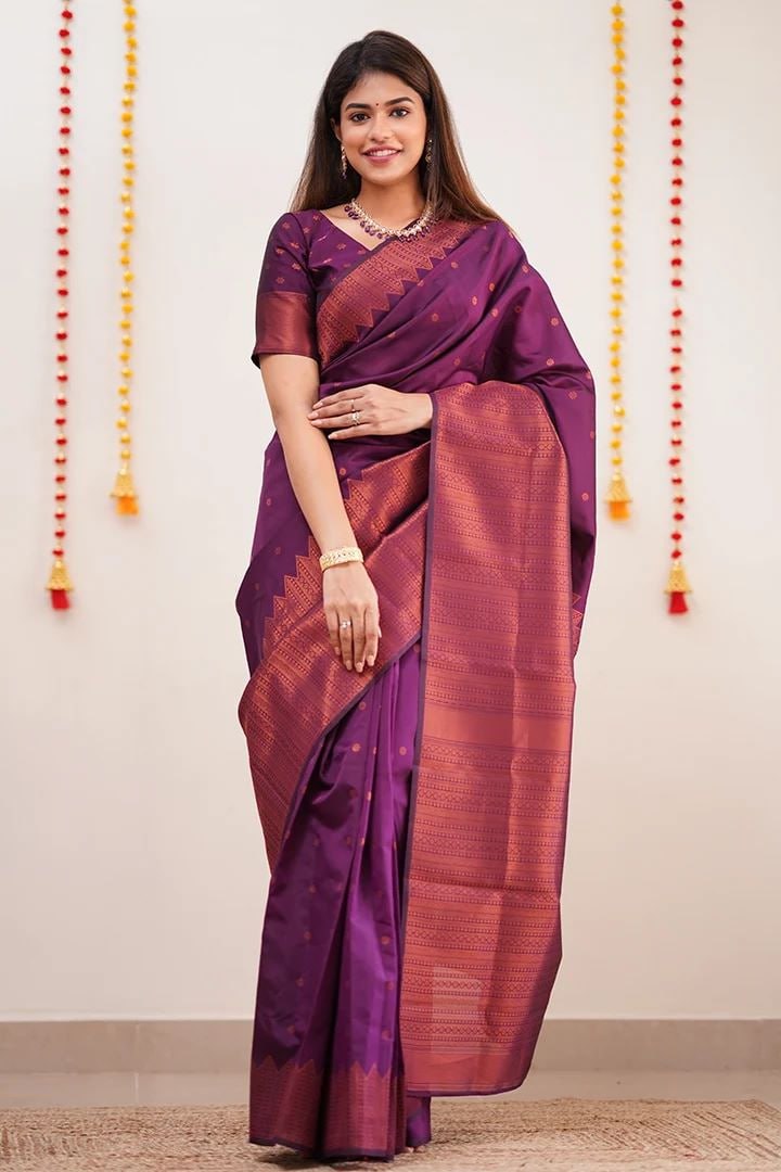 Intricate Purple Color Soft Silk Saree With Gorgeous Blouse Piece