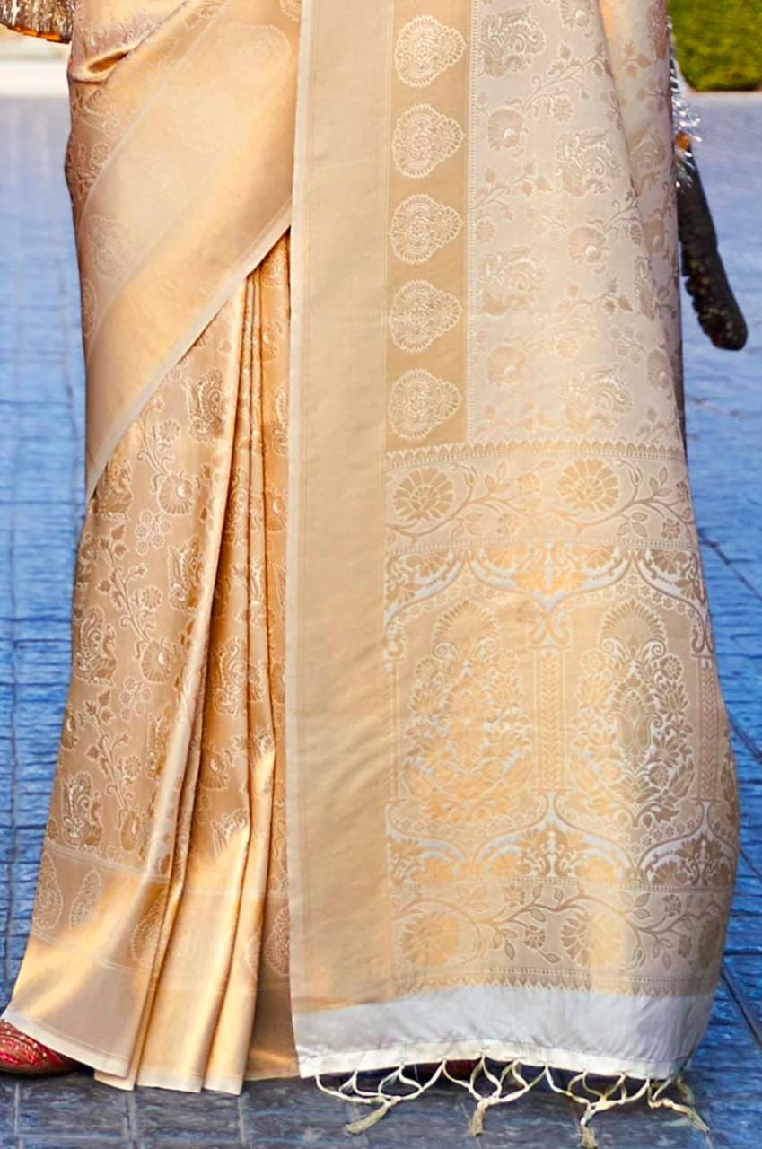 Mesmerising Beige Color Soft Banarasi Silk Saree With Blouse Piece