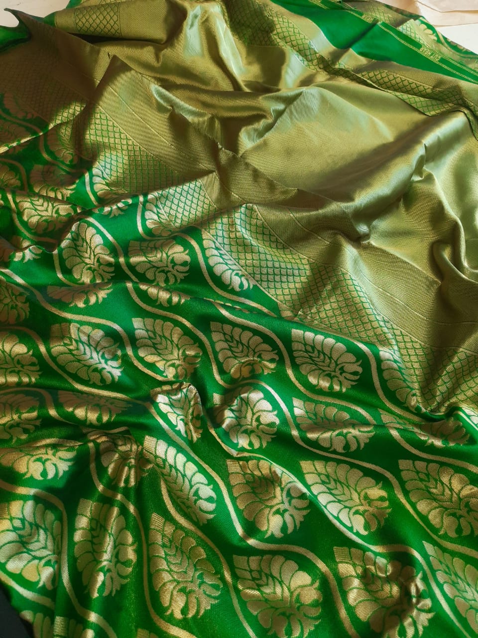 Marvellous Green Color Soft Banarasi Silk Saree With Blouse Piece