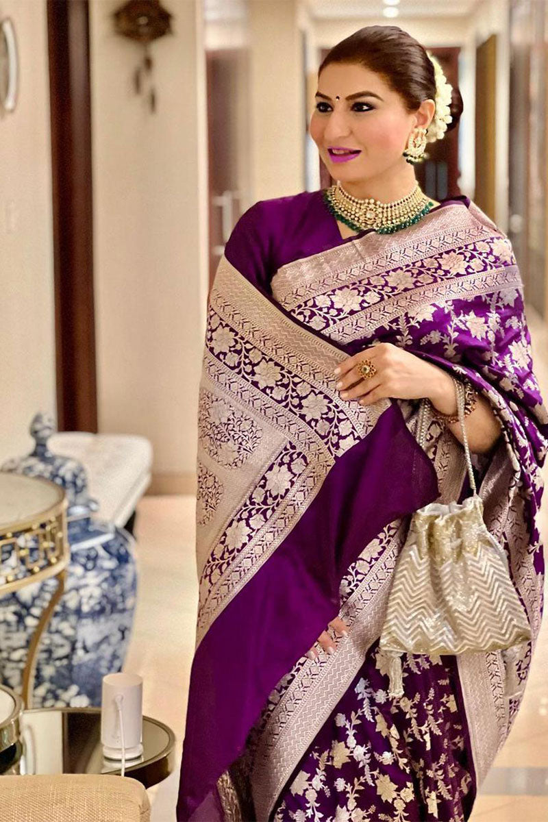 Incredible Purple Color Soft Golden Zari Weaving Silk Saree With Blouse Piece