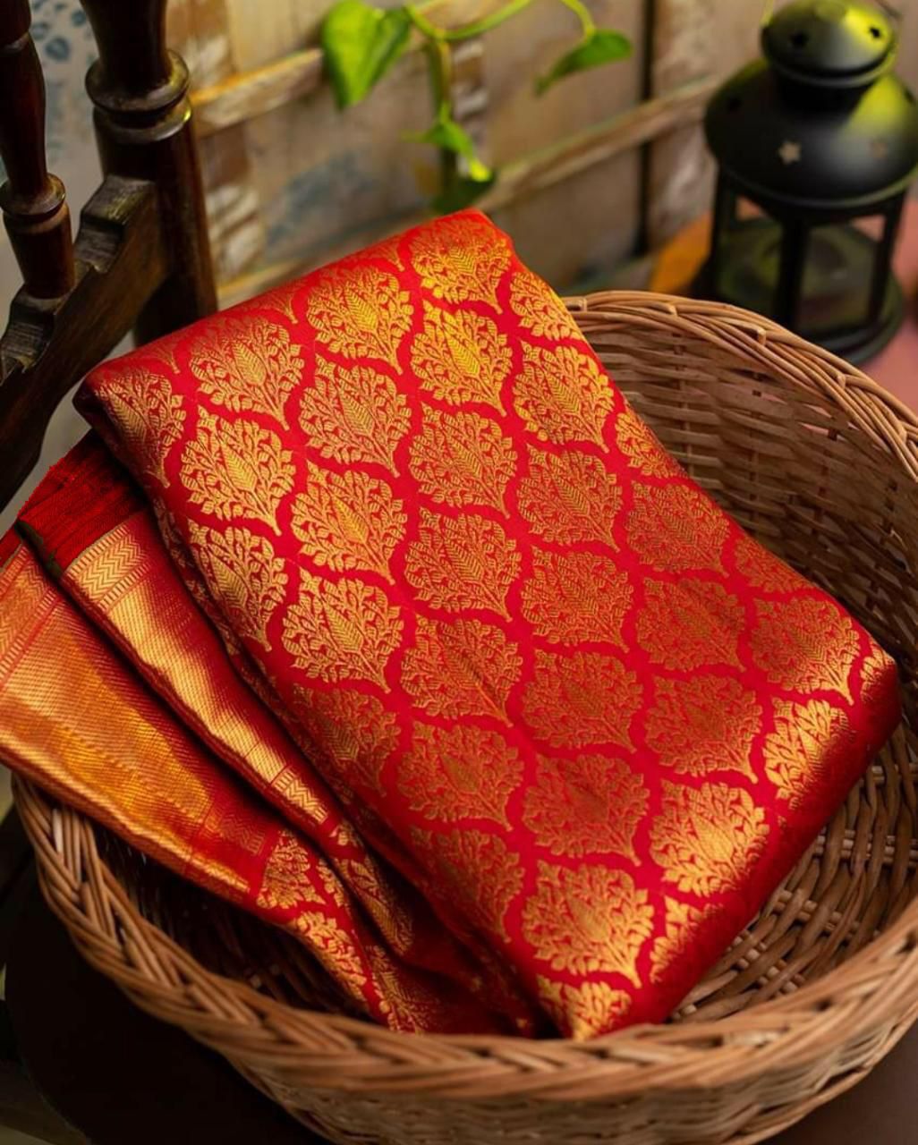 Dalliance Red Color Soft Banarasi Silk Saree With Blouse Piece