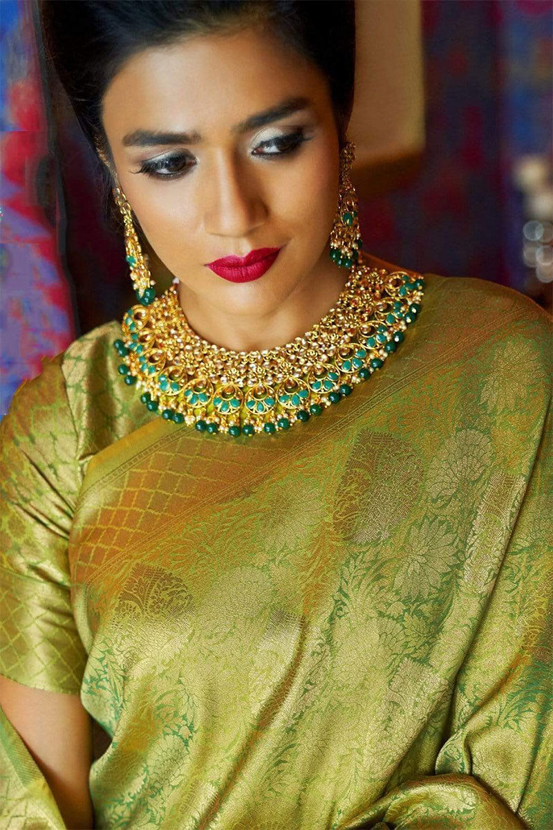 Marvellous Green Color Kanjivaram Silk Saree With Pleasant Blouse Piece