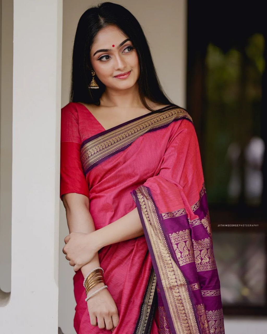 Girlish Pink Soft Silk Saree with Captivating Blouse Piece