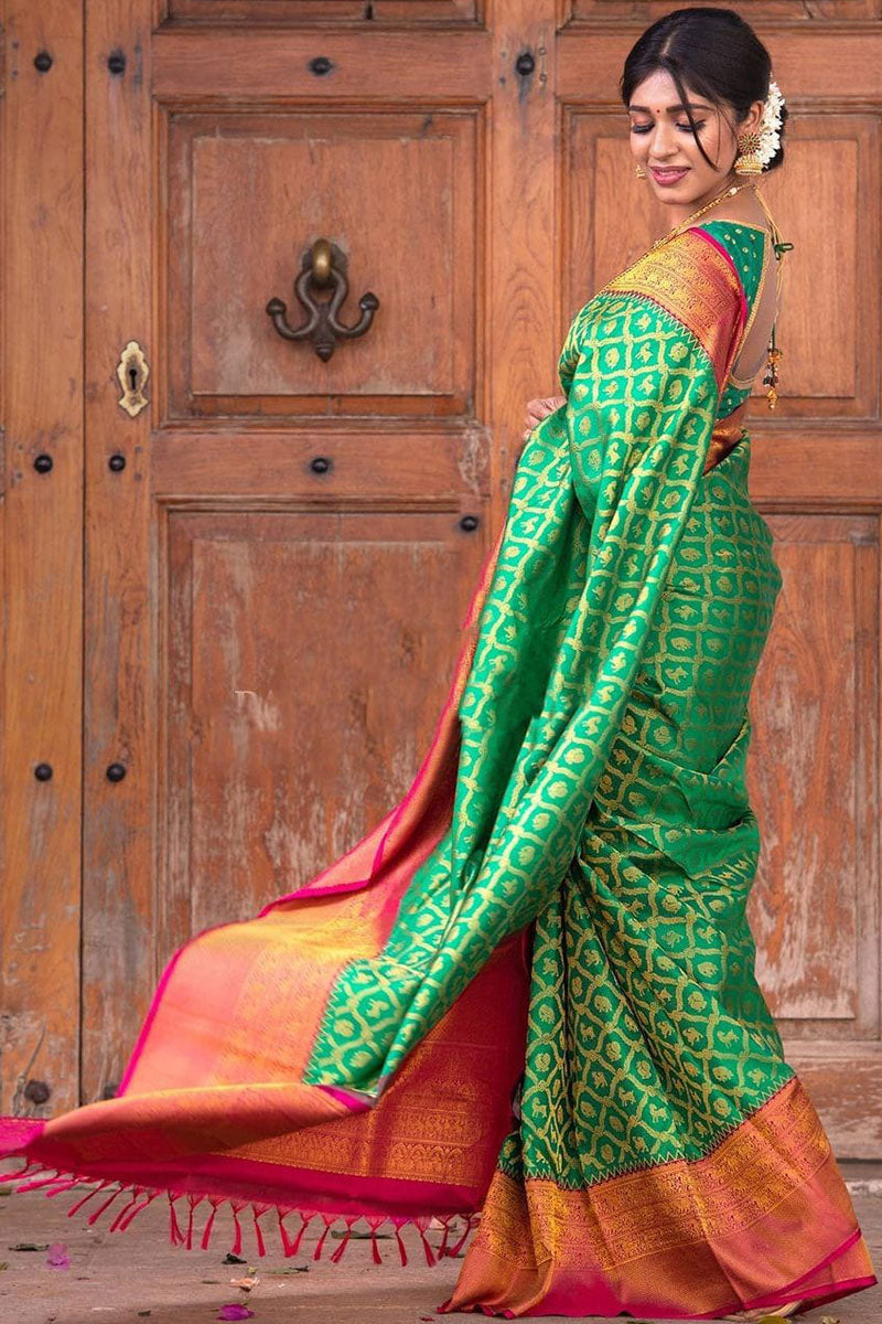 Evocative Green Color Soft Banarasi Silk Saree With Blouse Piece