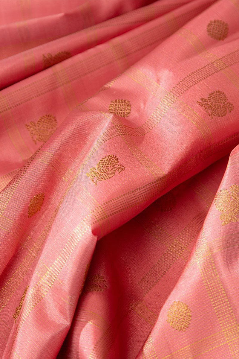 Magnetic Peach Color Soft Silk Saree With Blouse Piece