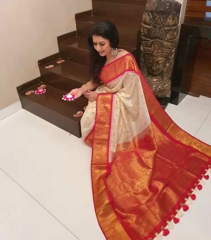 Ephemeral Beige Color Soft Banarasi Silk Saree With Blouse Piece