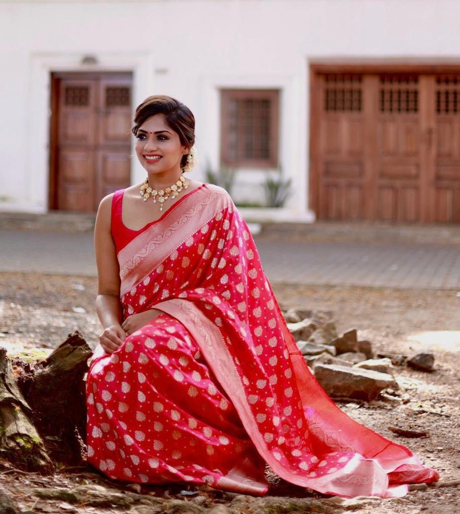 Gorgeous Red Color Soft Banarasi Silk Saree With Blouse Piece